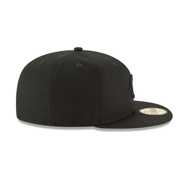 Cincinnati Reds Blackout Basic 59FIFTY Fitted Hat