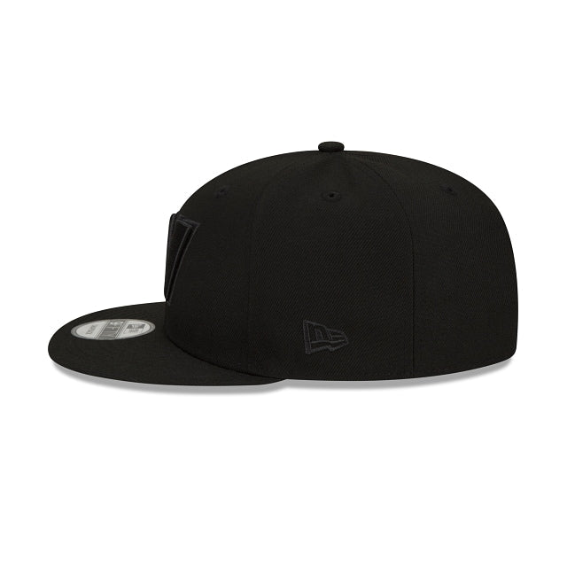 Washington Commanders Black On Black 9FIFTY Snapback Hat