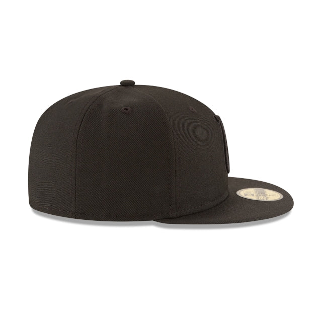 Indianapolis Colts Black On Black 59FIFTY Fitted Hat